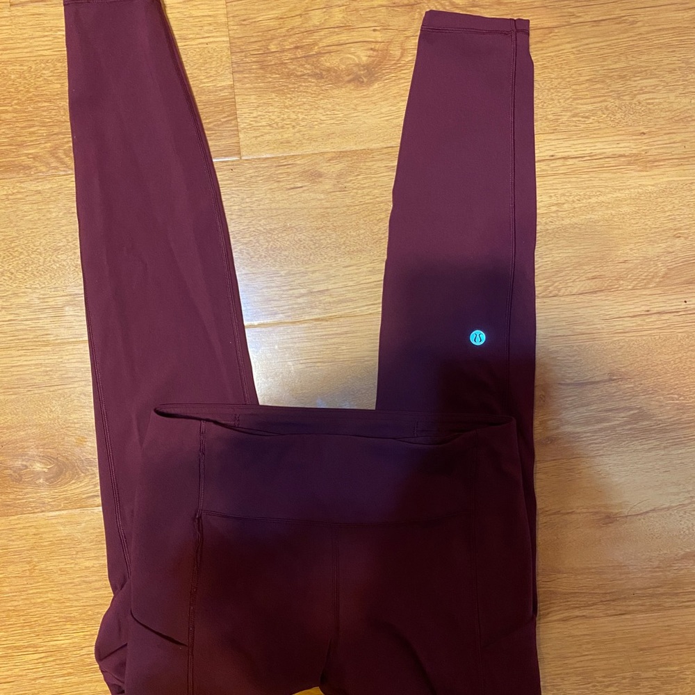 Maroon full length lululemon leggings with pockets